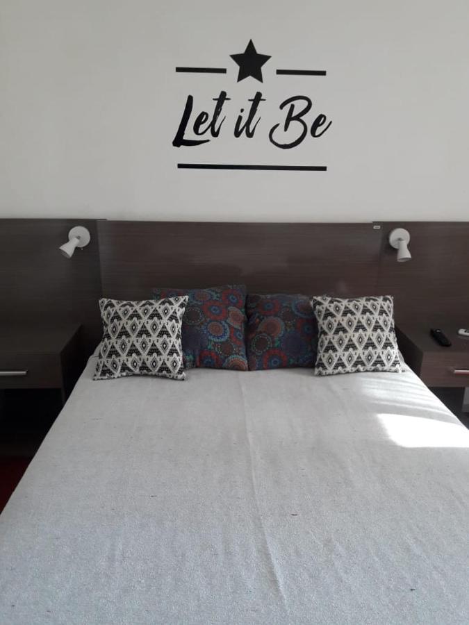 D'Charruas Hostel Concordia Luaran gambar